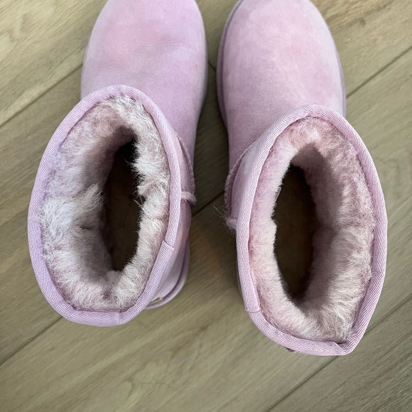 UGG Pink Minis - Picture 3 of 5